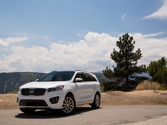 2016-kia-sorento-08-600-001