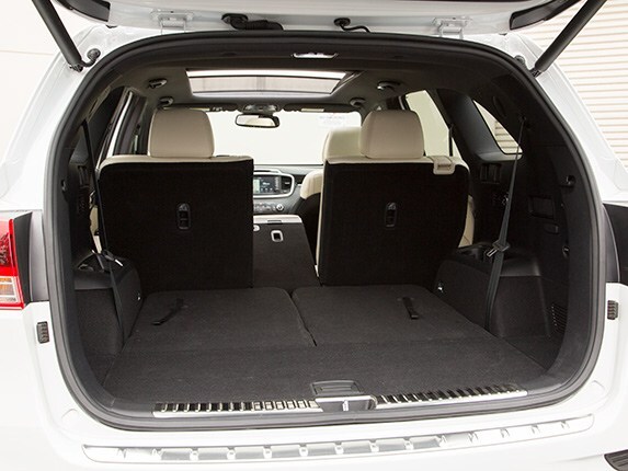 2016-kia-sorento-30-600-001