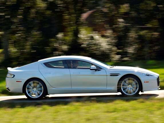 2015-aston-martin-rapide-s-pan-action1-600-001