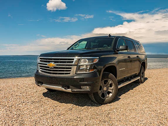 2015-chevrolet-suburban-yellowstone-day-6-yellowstone-lake-front-wide-600-001