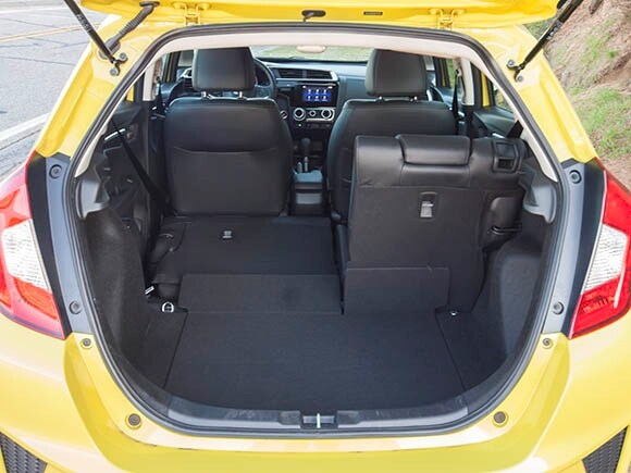 2015-honda-fit-interior-14-600-001