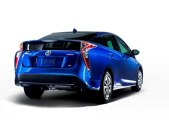 2016_toyota_prius_008-573-600-001