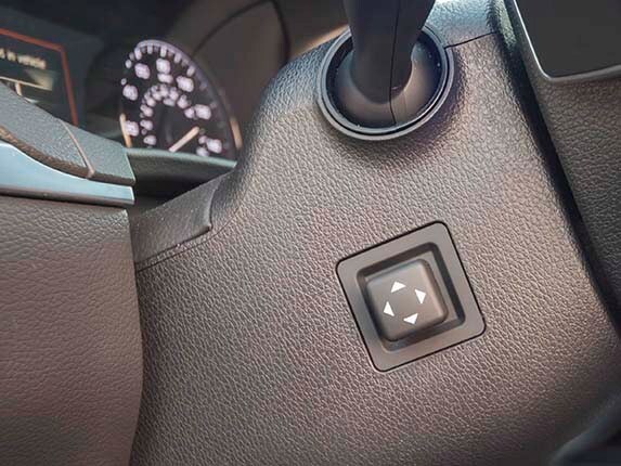 2015-hyundai-genesis-long-term-interior-04-600-001