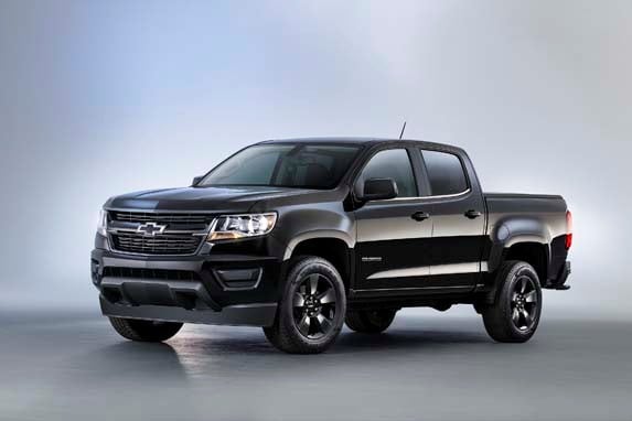 2016-chevrolet-colorado-midnightedition-053-600-001