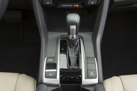 2016-honda-civic-first-review-oem-17-600-001