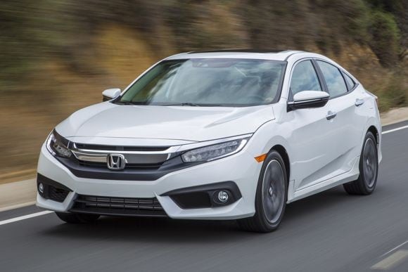 2016-honda-civic-first-review-oem-31-600-001