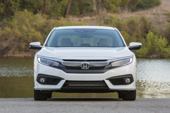 2016-honda-civic-first-review-oem-40-600-001