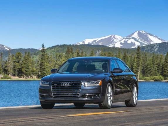 2015-audi-a8-front-action2-600-001