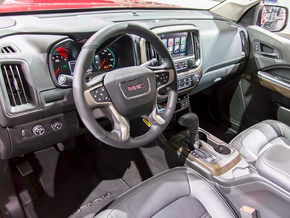 2016-gmc-canyon-denali-06-600-001
