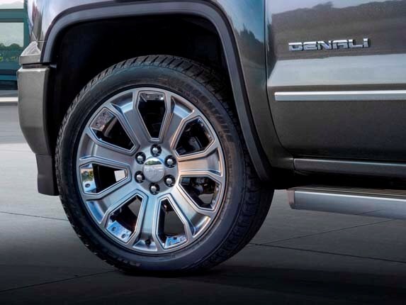 2016-gmc-sierra-denali-ultimate-wheel-tire-detail1-600-001