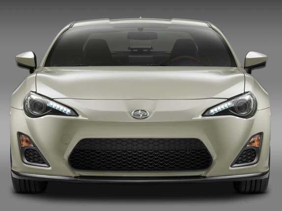 2016-scion-fr-s-release-series-2-0-head-on-static1-600-001