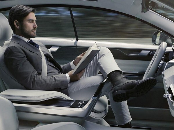 volvo-concept-26-interior-09-600-001