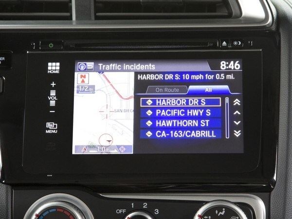 2015-honda-fit-infotainment-crpd-05-600-001