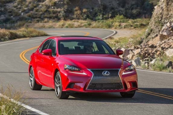 2016_lexus_is_200t_f_sport_003-600-001