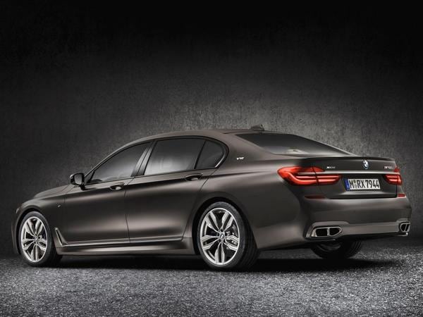 06-2017-bmw-m760i-xdrive-1
