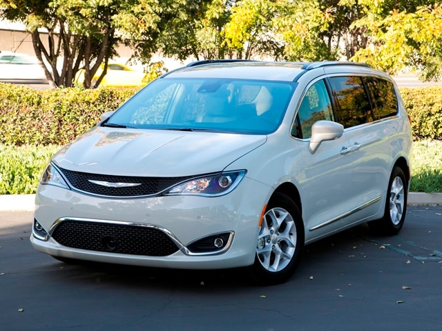 03-2017-chrysler-pacifica-best-buy