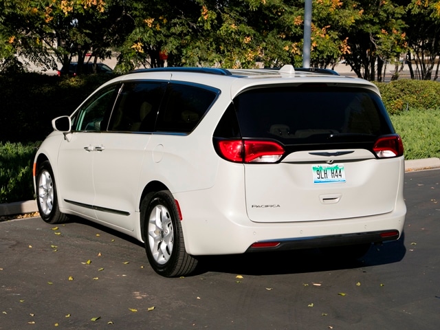 05-2017-chrysler-pacifica-best-buy