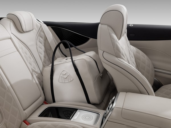 15-2017-mercedes-maybach-s650-cabrio-1