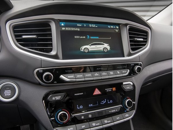 28-2017-hyundai-ioniq-oem-1