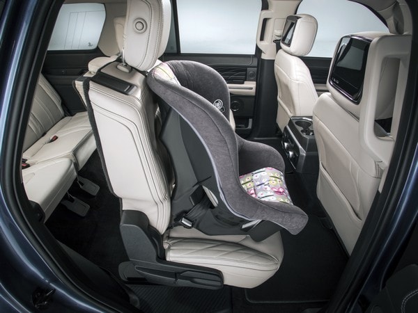 05-2018-ford-expedition-1
