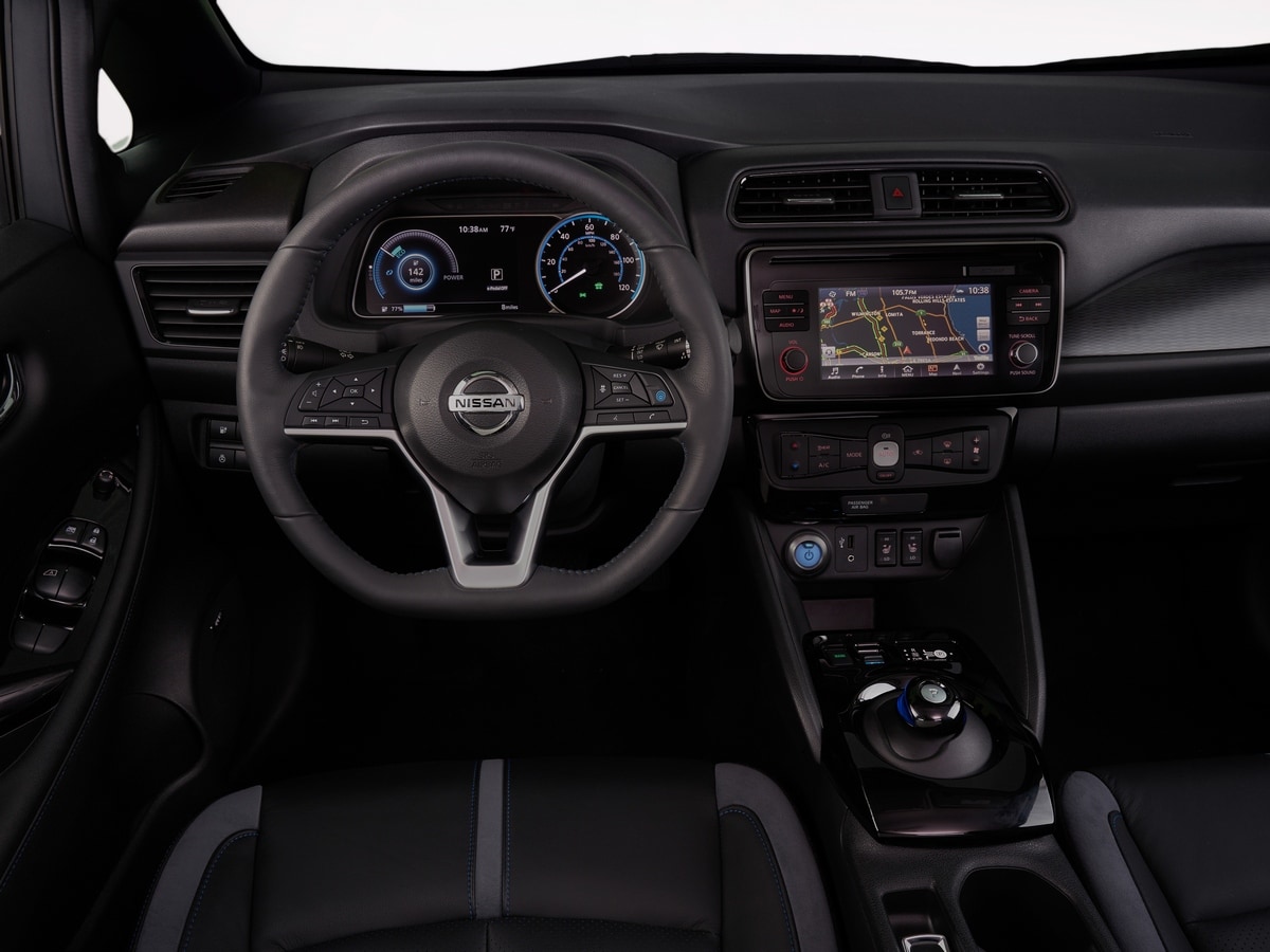 2018-nissan-leaf-24-1