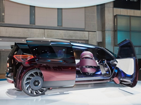 03-toyota-fine-comfort-ride-concept-tokyo-1