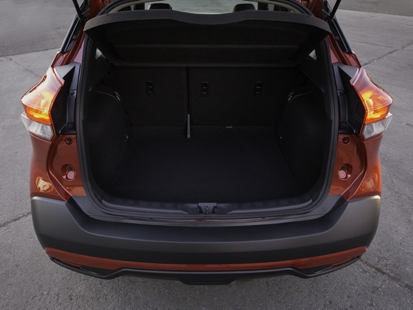 07-2018-Nissan-Kicks-debut-1