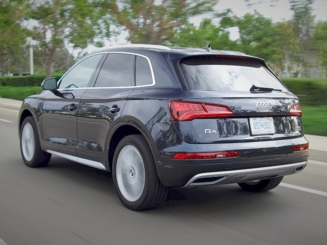 76-2018-audi-q5-action-rear-bb-1