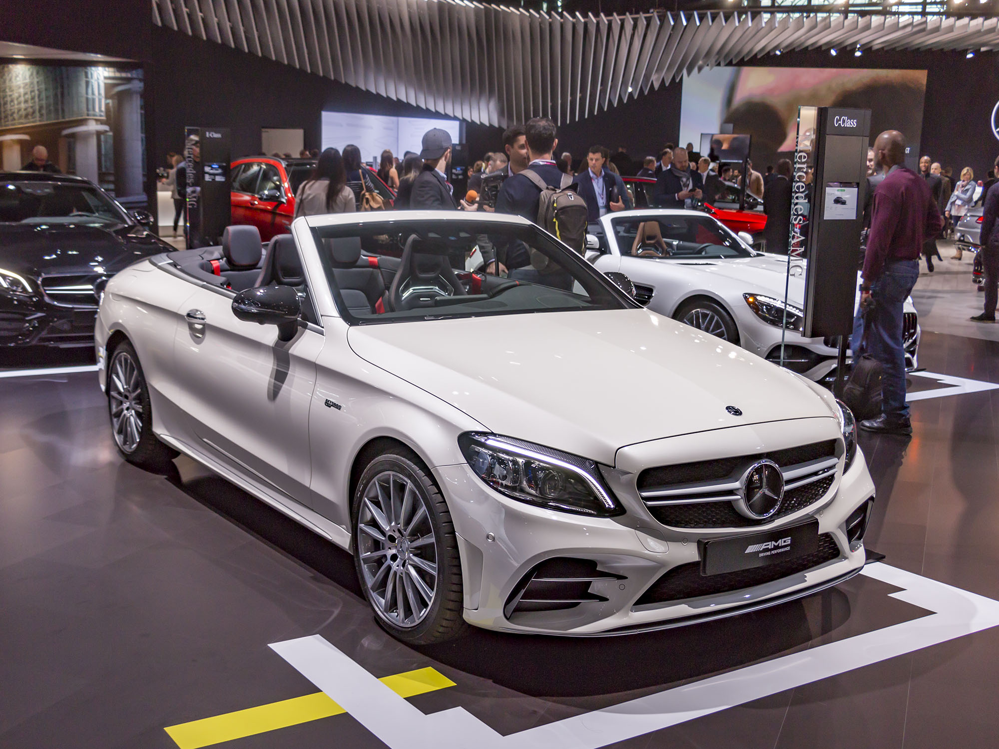 01-2019-Mercedes-AMG-C43-Cabrio-NYIAS-KBB-1