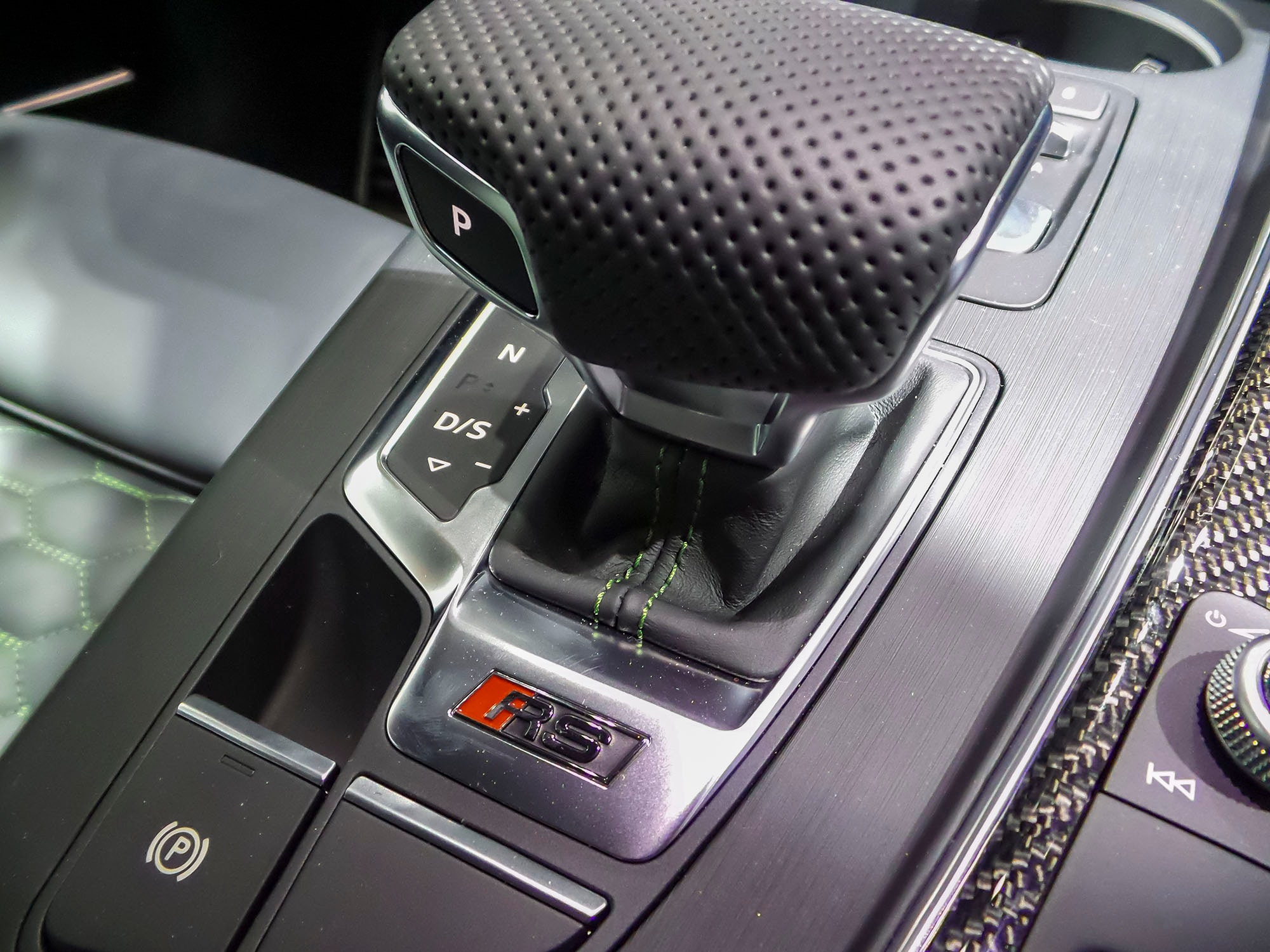 10-2019-Audi-RS5-NYIAS-KBB-1