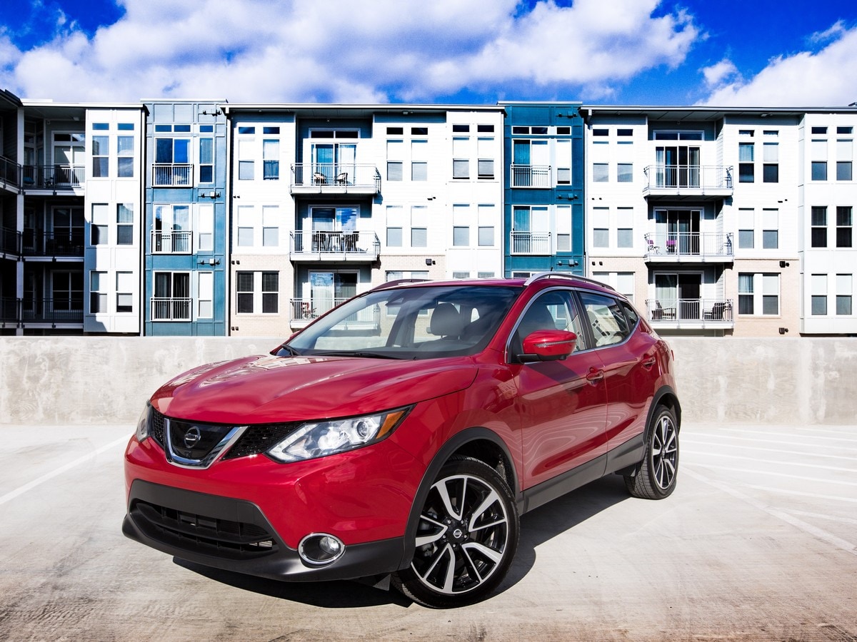 05-2018-nissan-rogue-sport-oem-2