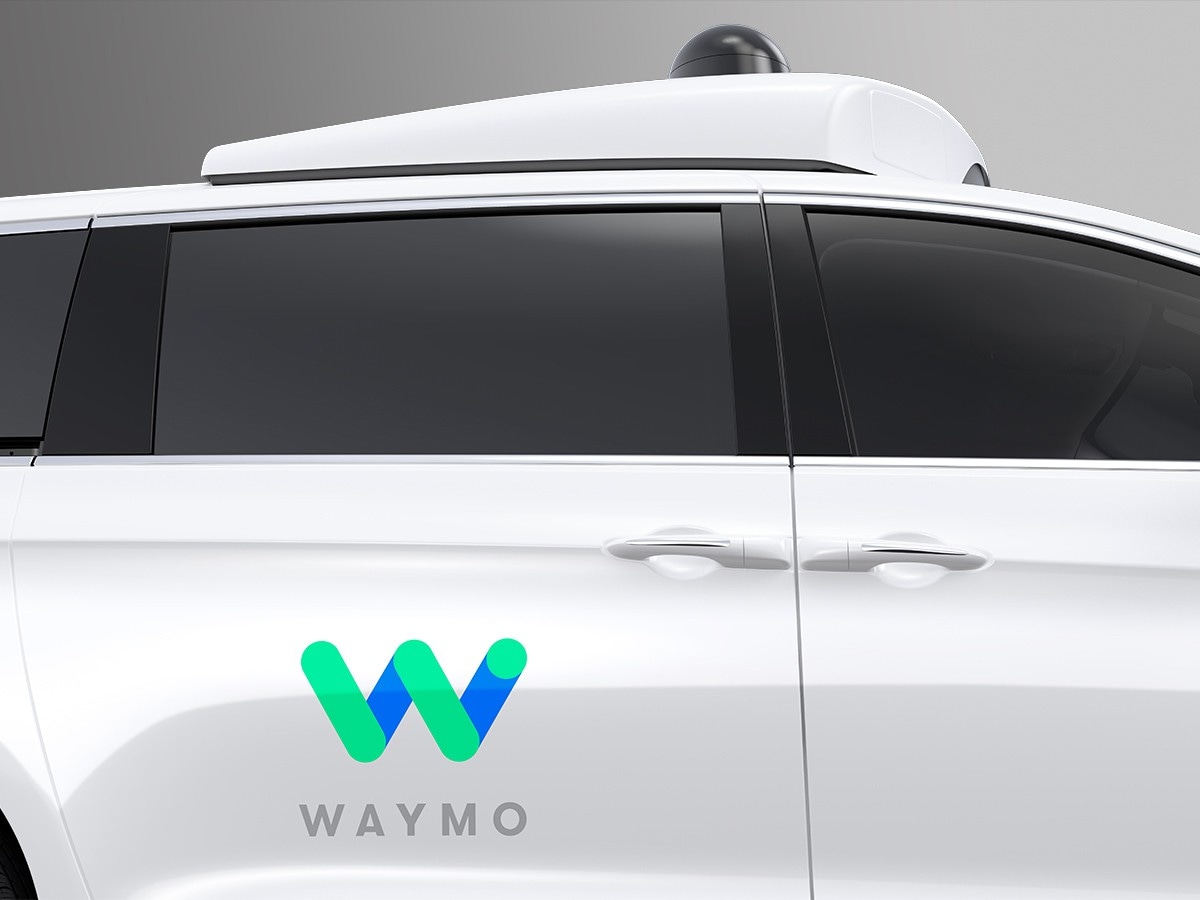 07-waymo-chrysler-pacifica-hybrid-autonomous-1