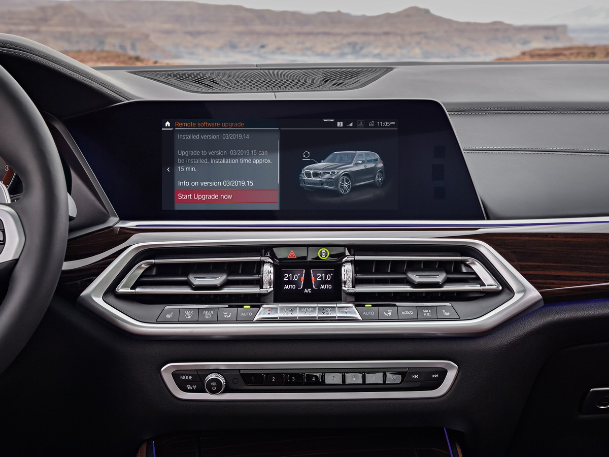 18a-2019-bmw-x5-oem-1