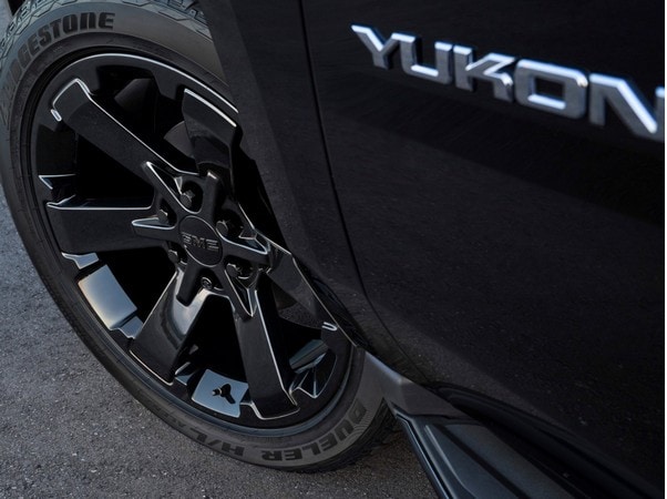 2019-GMC-Yukon-Graphite-Performance-Edition-Wheels-023-1