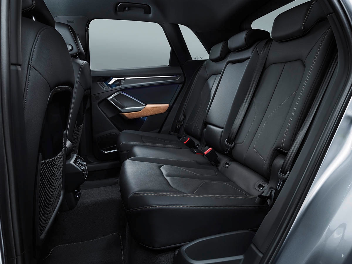 12-2019-audi-q3-oem-1