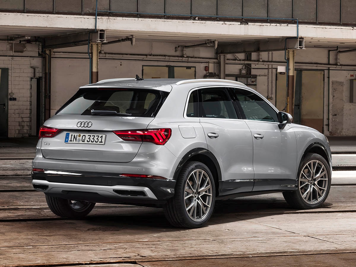 17-2019-audi-q3-oem-1