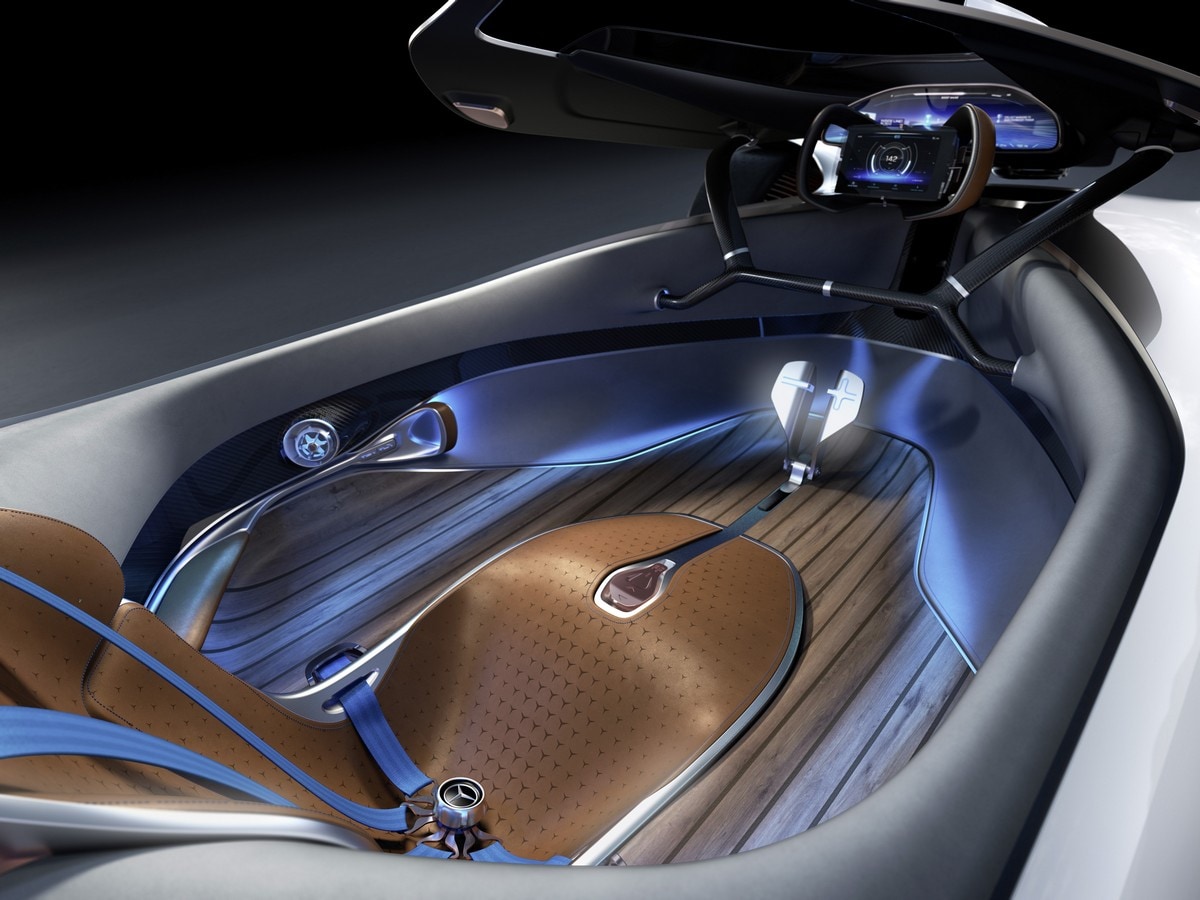 12-mercedes-eq-silver-arrow-concept-2