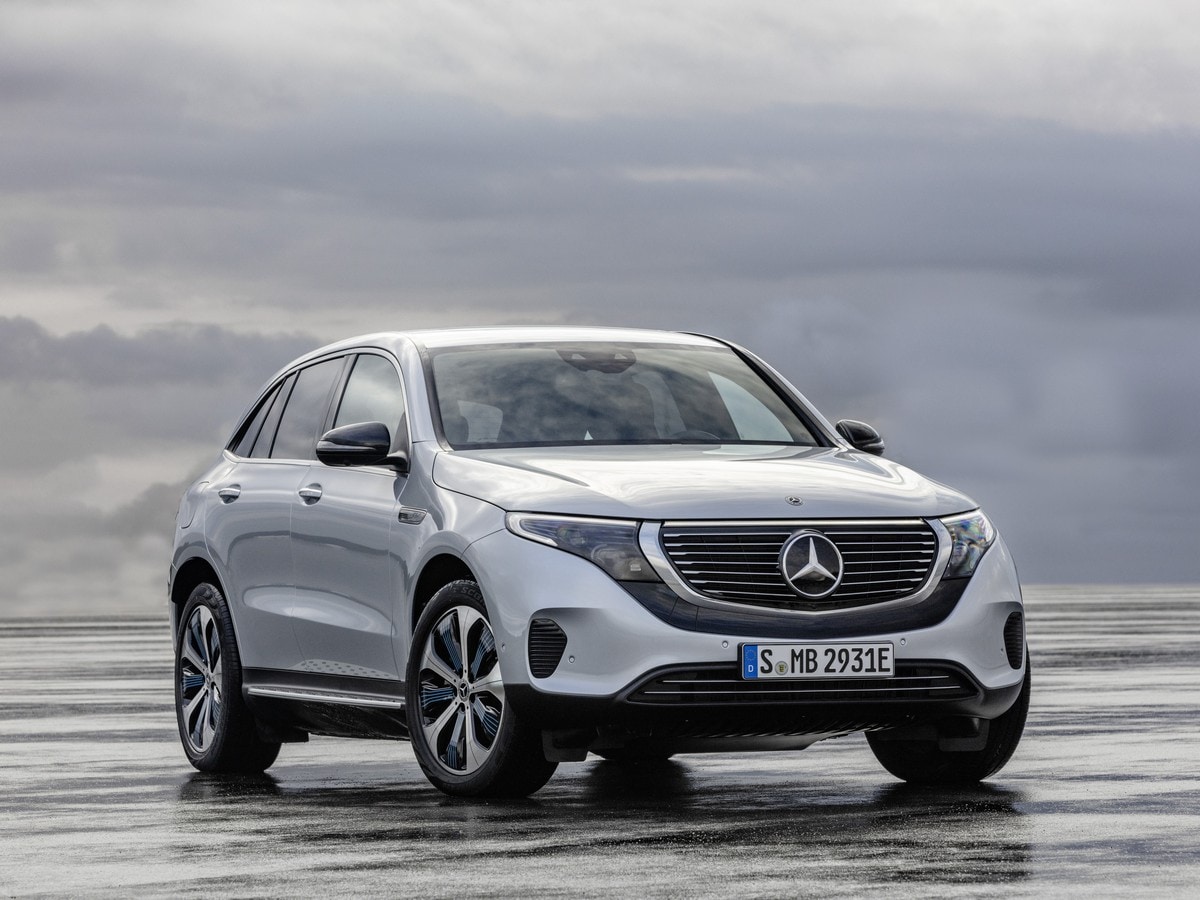 06-2020-mercedes-benz-eqc-oem-1