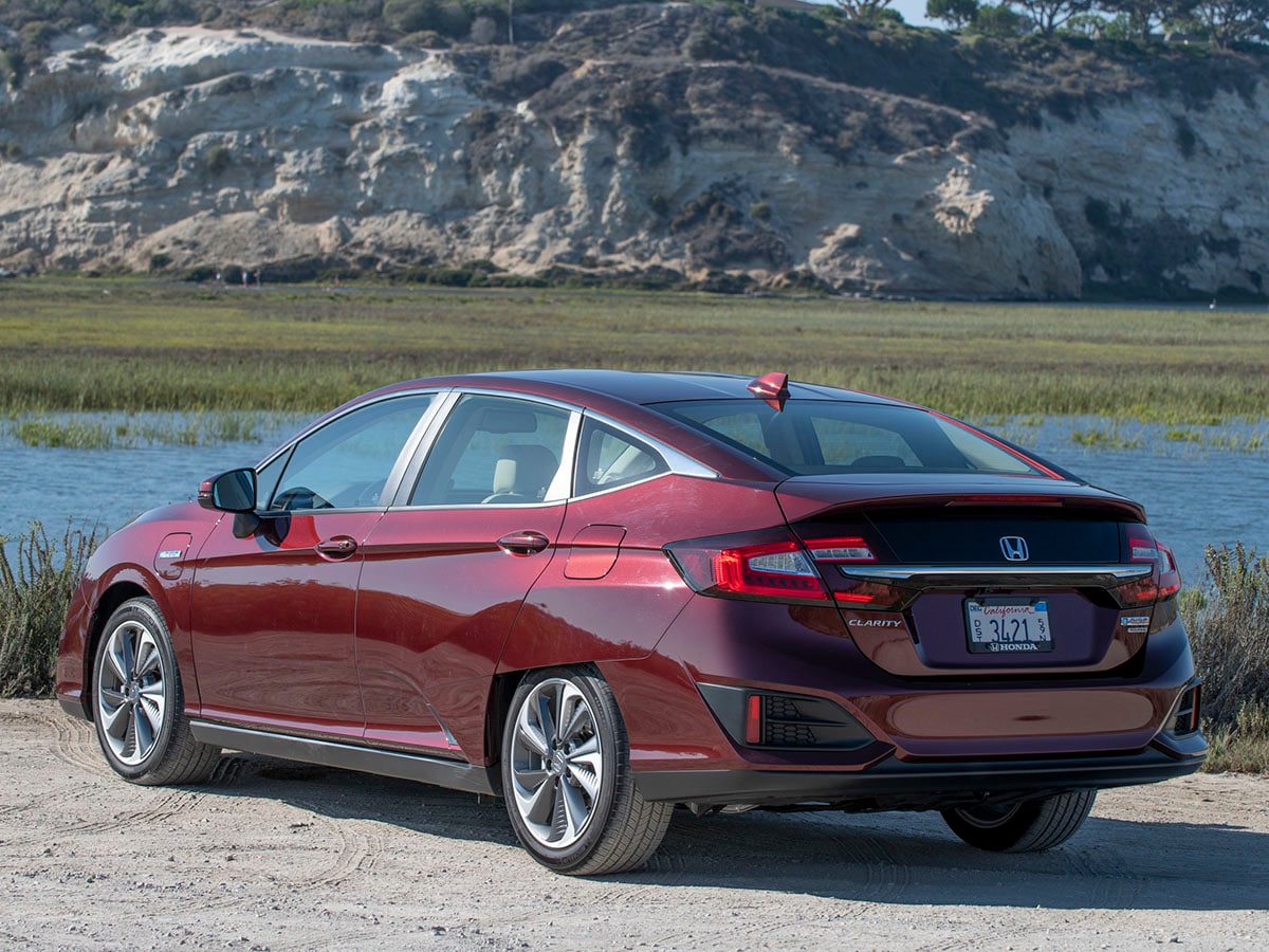 02-2018-honda-clarity-phev-bb-1