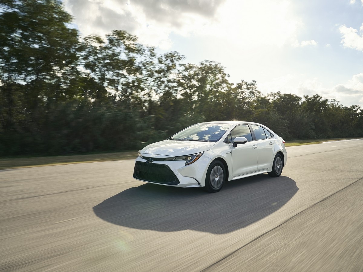 06-2020-toyota-corolla-hybrid-oem-1
