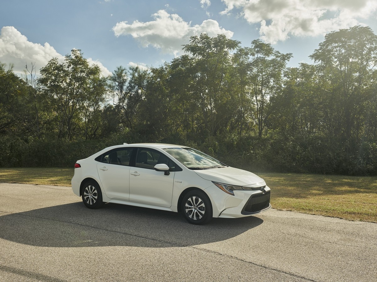 3a-2020-toyota-corolla-hybrid-oem-1