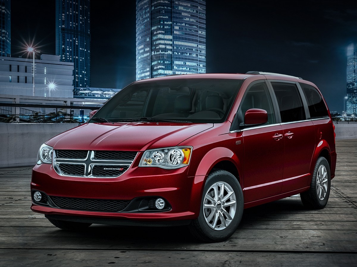 02-2019-chrysler-pacifica-35th-anniv-ed-1