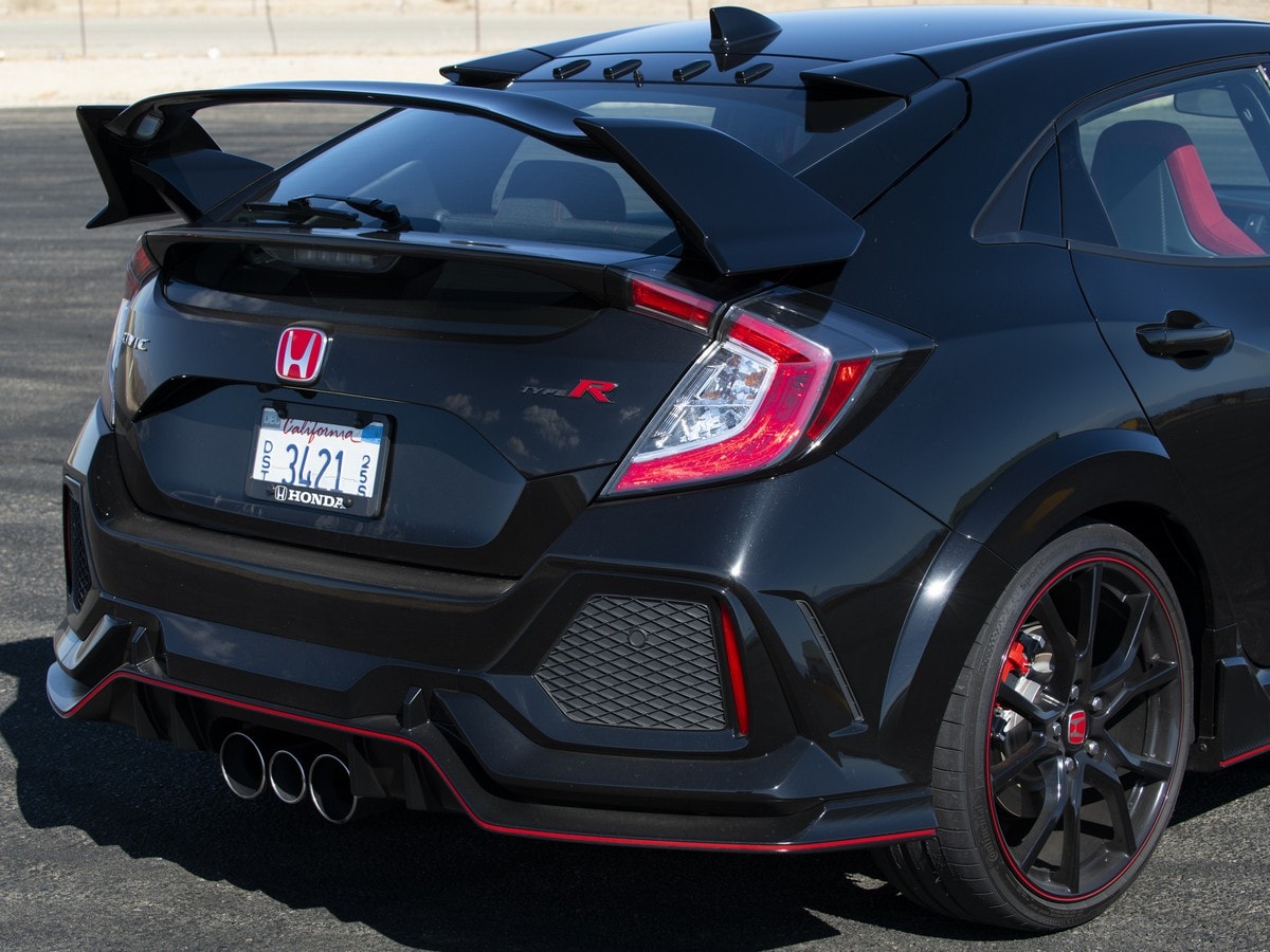 10-2019-honda-civic-type-r-kbb-1
