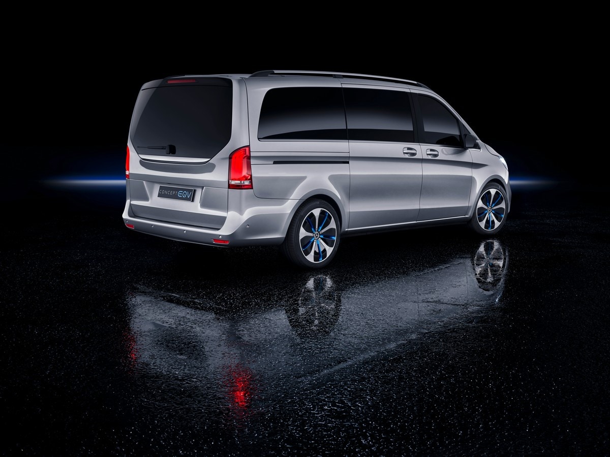 03-mercedes-benz-eqv-concept-1