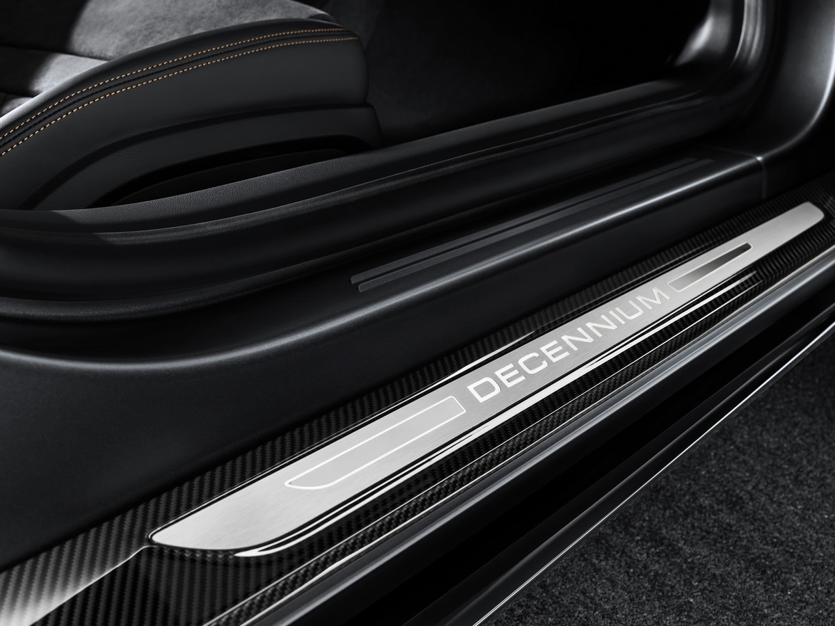 9a-2019-audi-r8-v10-decennium-oem-1