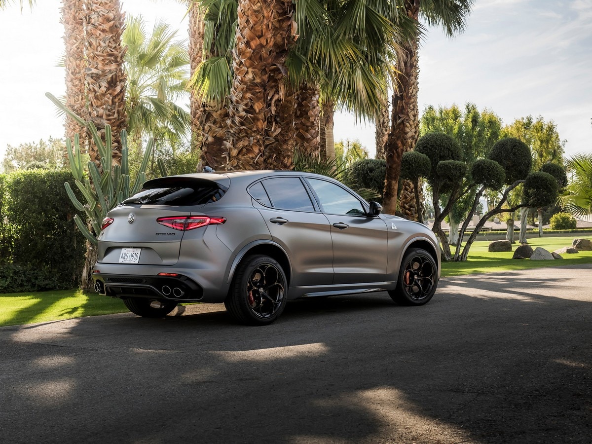 04-2019-alfa-romeo-stelvio-quad-nring-1
