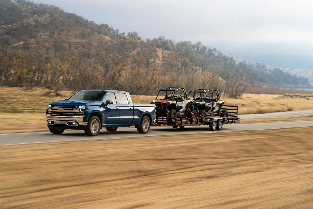 2-2020-Chevrolet-Silverado-1500-diesel-first-review-1