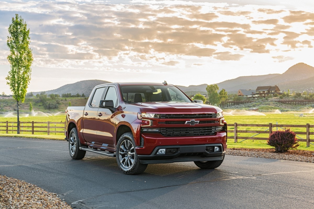 8-2020-Chevrolet-Silverado-1500-diesel-first-review-1