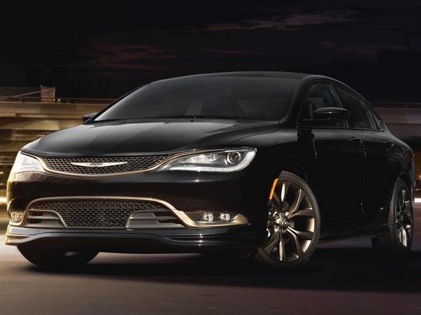 01 2016 Chrysler 200s Alloy Edition
