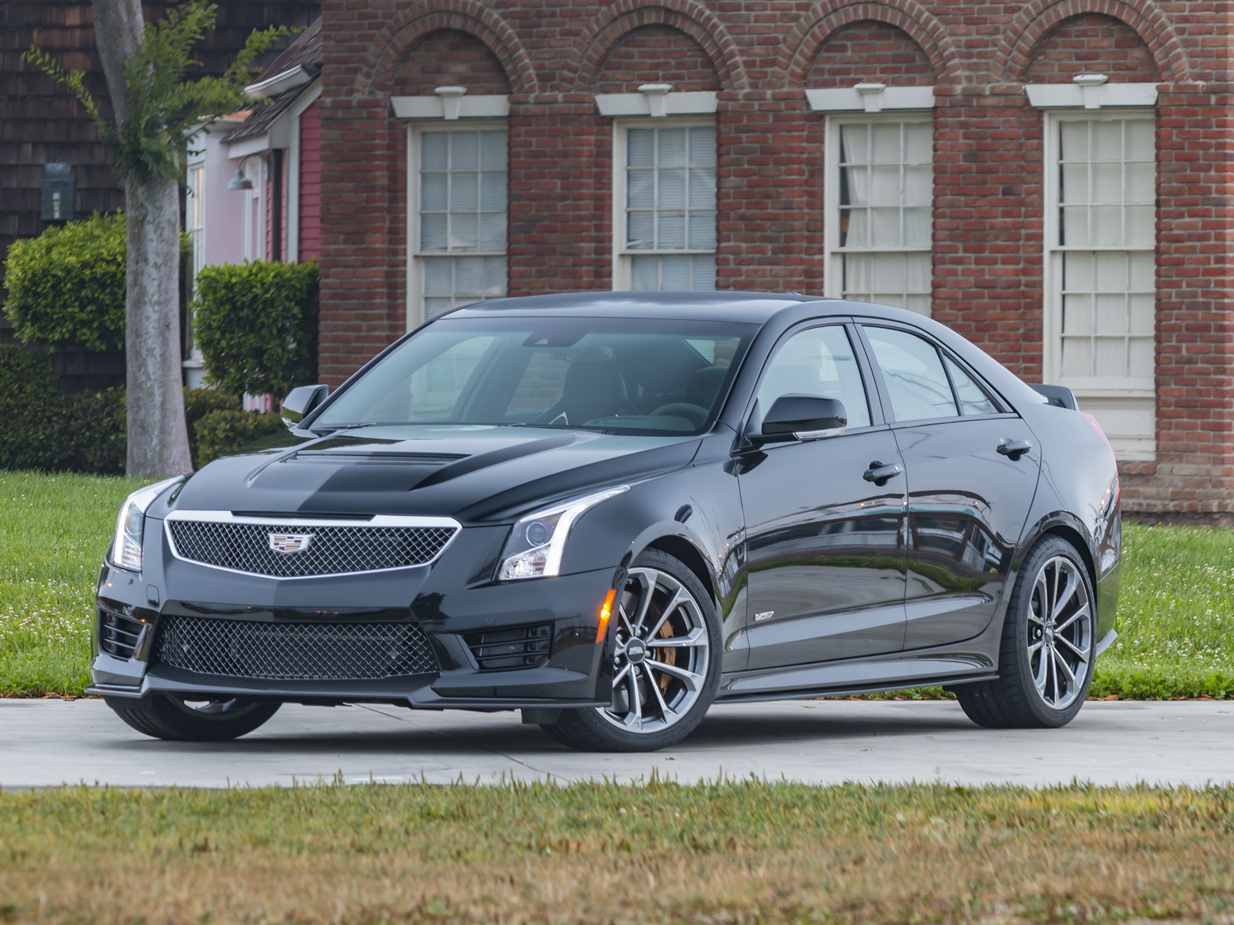 01 2017 Cadillac ATS V Exterior KBB